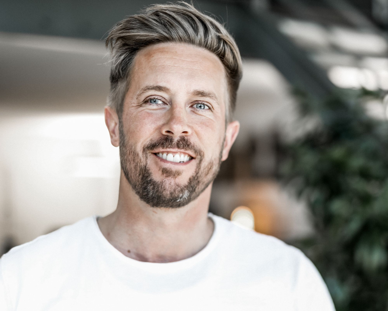 FELIX THÖNNESSEN FELIX THÖNNESSEN