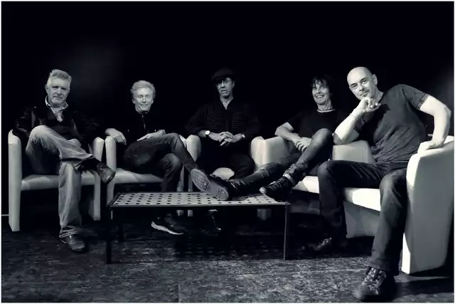 MANFRED MANN's EARTH BAND